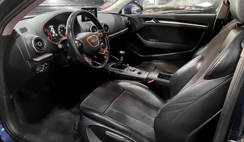 
								AUDI A3 1.6 TDI ATTRACTION complet									