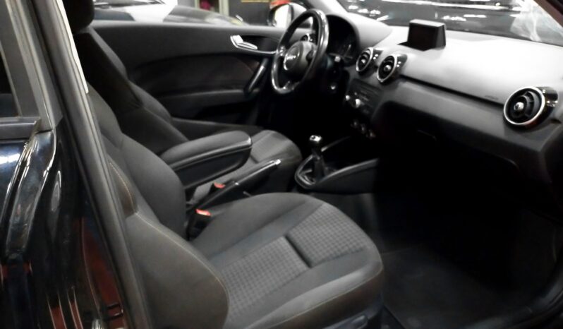 
								AUDI A1 1.6 TDi Sport complet									